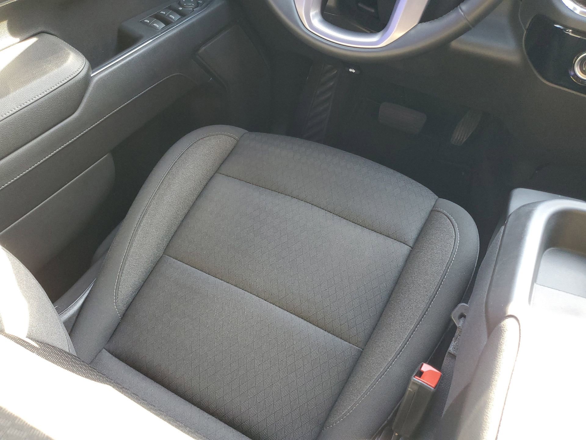 Used 2023 GMC Sierra 1500 Elevation image 14