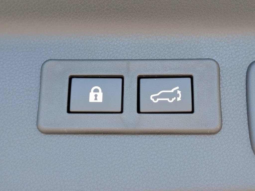 New 2026 Subaru Forester Touring AWD/4WD image 13