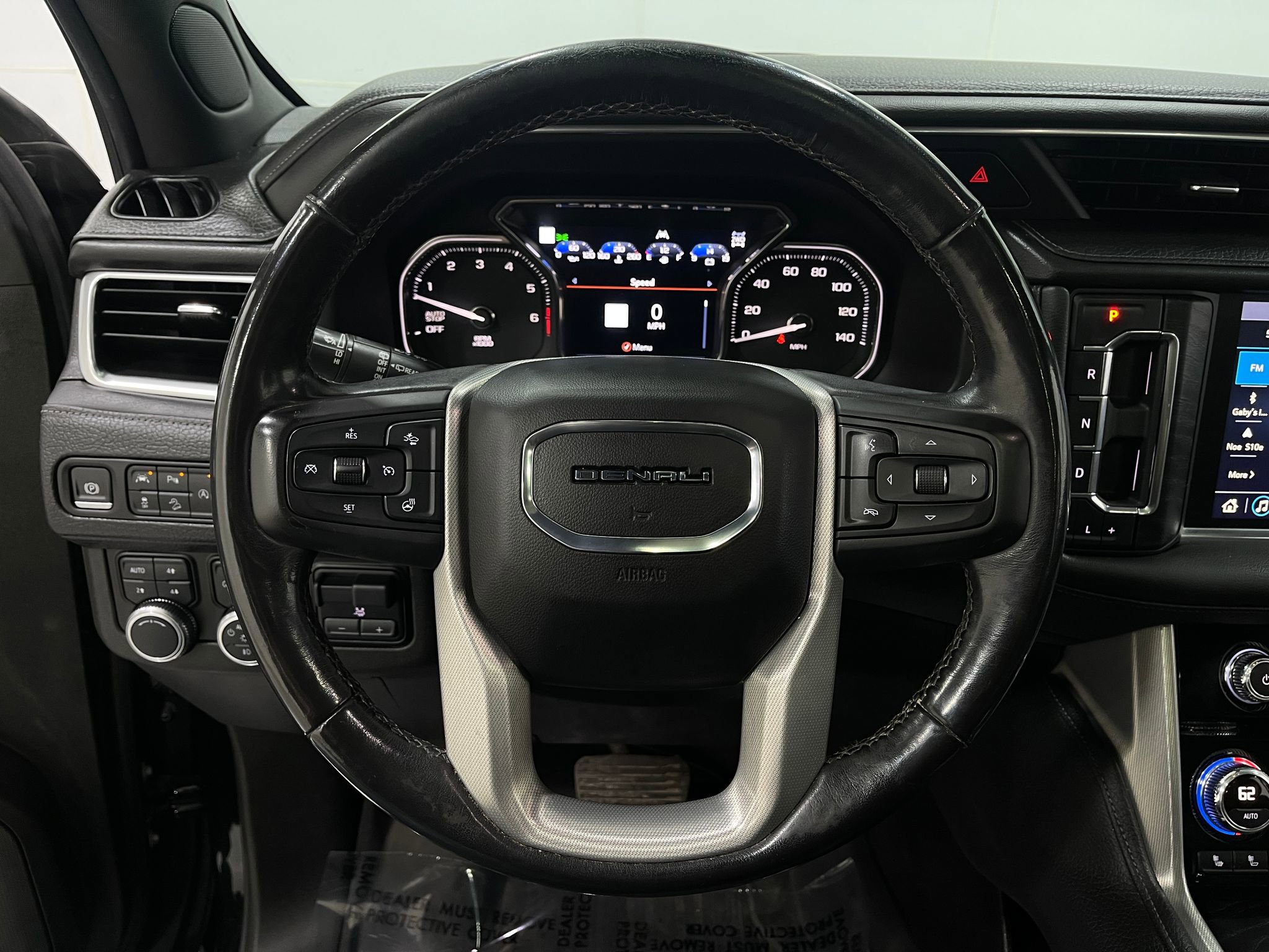 Used 2021 GMC Yukon Denali w/ Advanced Technology Package AWD/4WD image 22