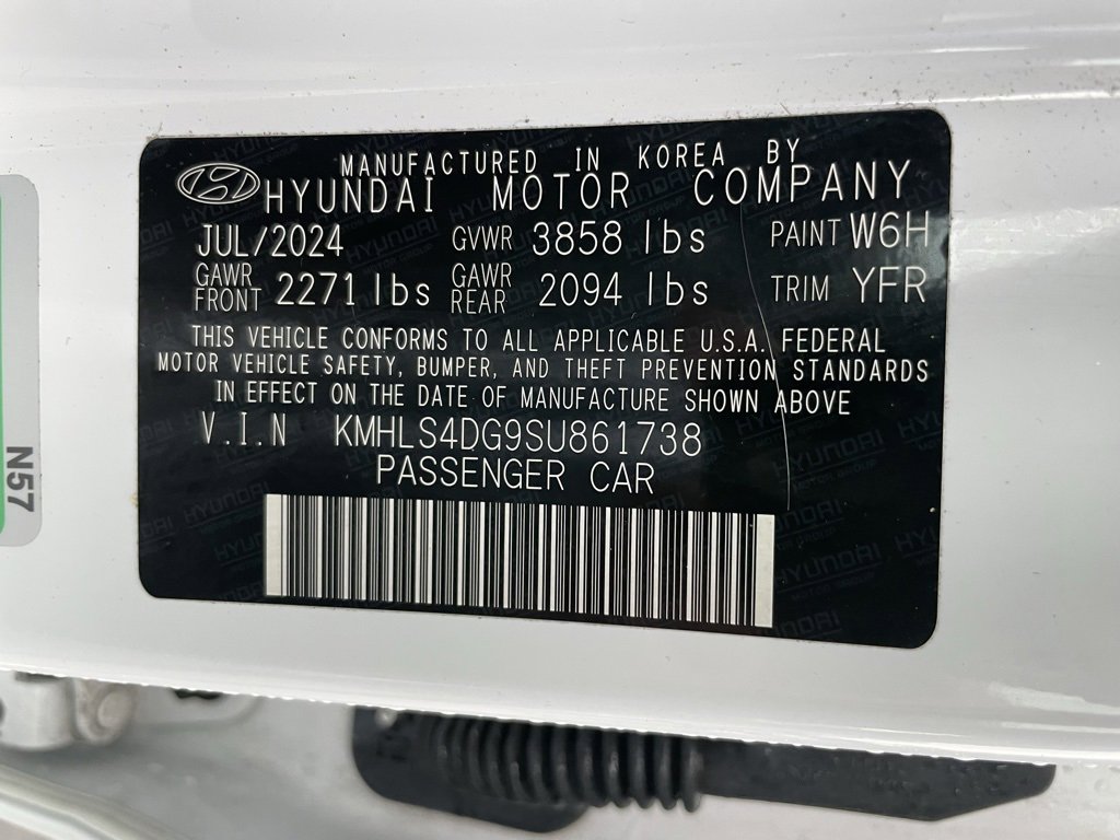 Used 2025 Hyundai Elantra SEL image 43