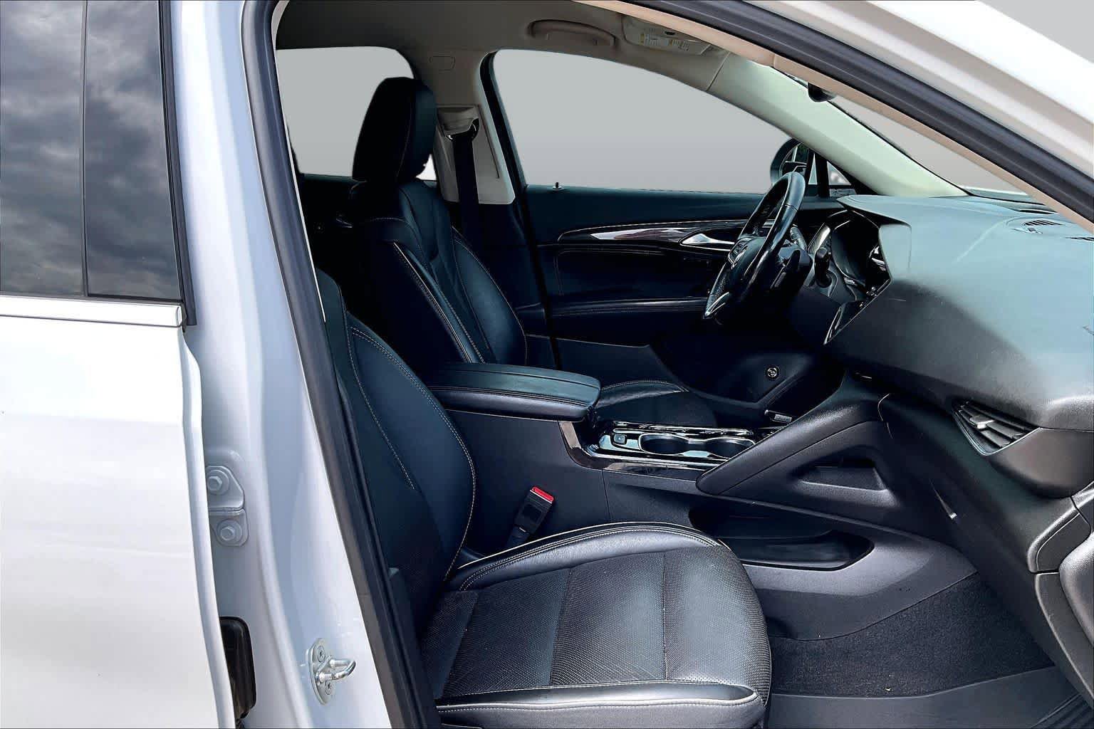 Used 2021 Buick Envision Essence w/ Technology Package I AWD/4WD image 9