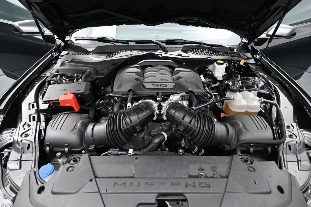 Used 2025 Ford Mustang GT Premium RWD image 26