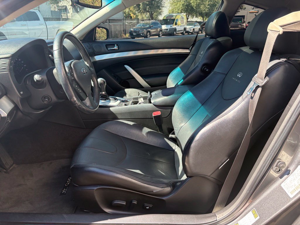 Used 2014 INFINITI Q60 Coupe RWD image 8