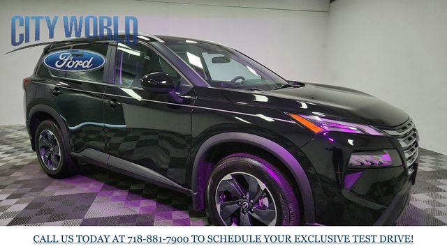 Used 2024 Nissan Rogue SV w/ SV Premium Package image 8