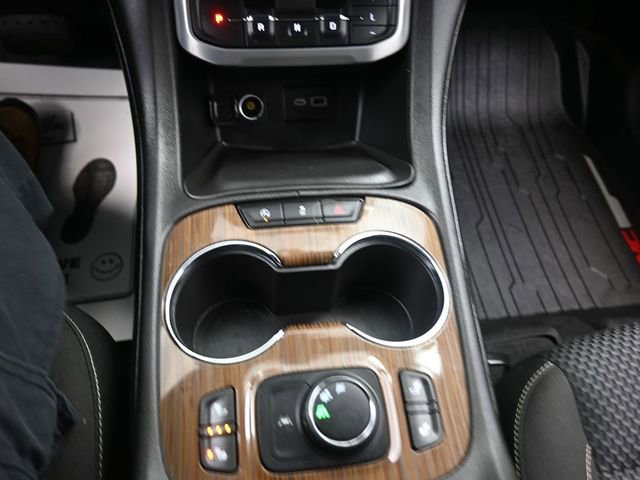 Used 2023 GMC Acadia SLE w/ Driver Convenience Package image 10