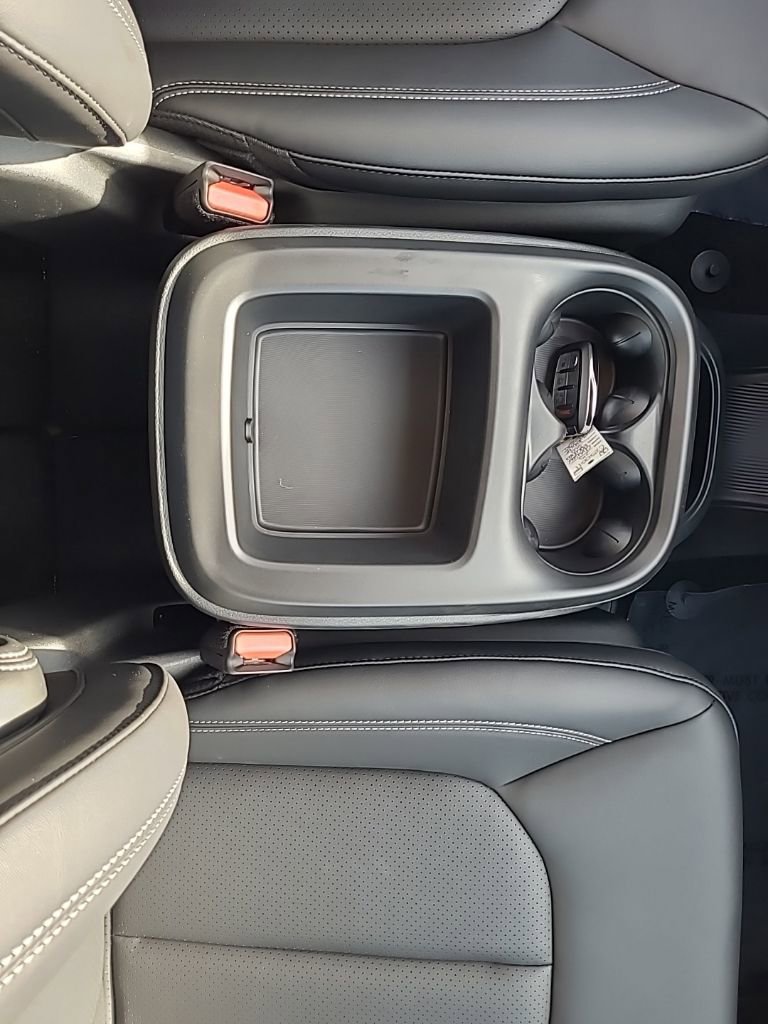 New 2025 Chrysler Pacifica Select FWD image 29
