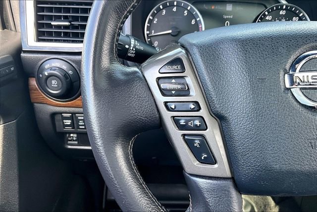 Used 2022 Nissan Titan Platinum Reserve w/ Moonroof Package AWD/4WD image 10