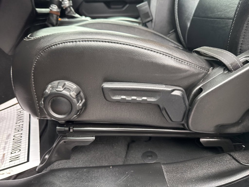 Used 2022 Jeep Wrangler Unlimited Sahara image 15