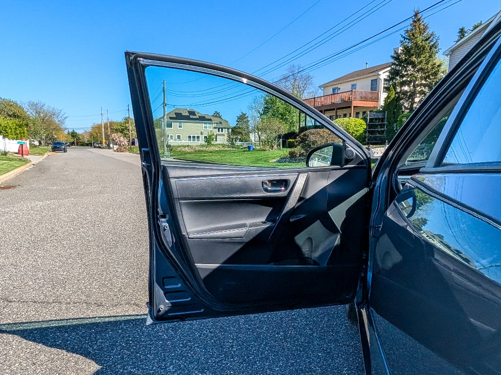 Used 2016 Toyota Corolla S w/ Body Protection Package #1 FWD image 9
