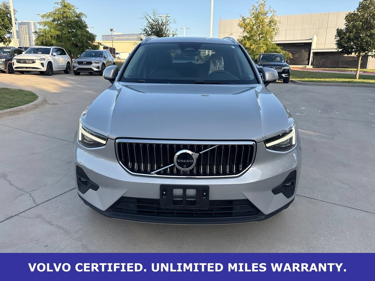 Certified 2024 Volvo XC40 B5 Plus w/ Protection Package Premier AWD/4WD image 2