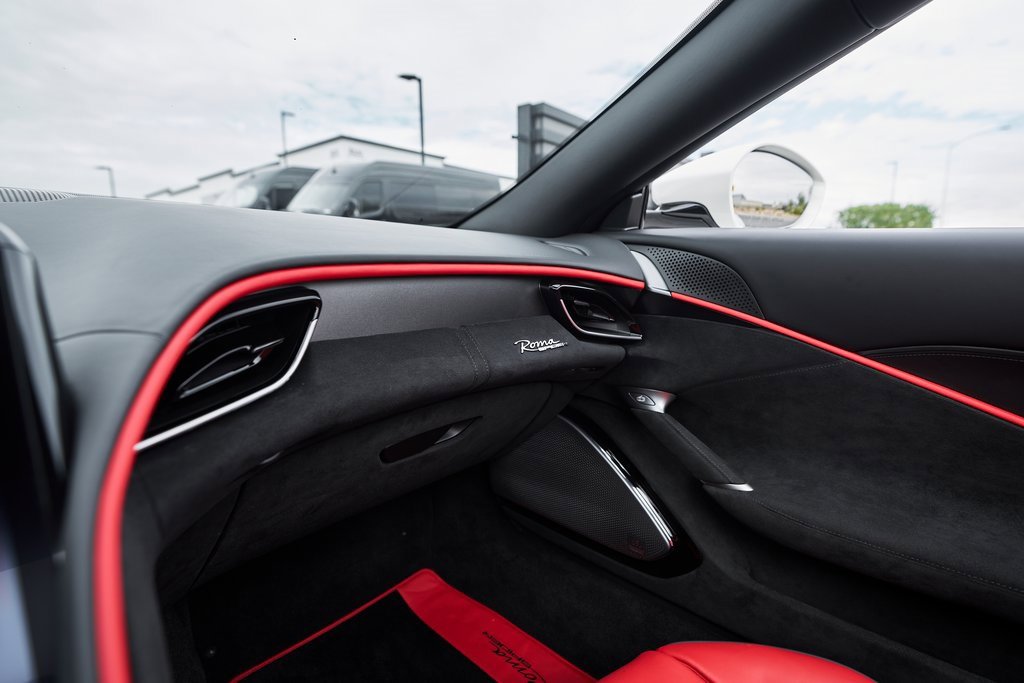 Used 2024 Ferrari Roma Spider image 69