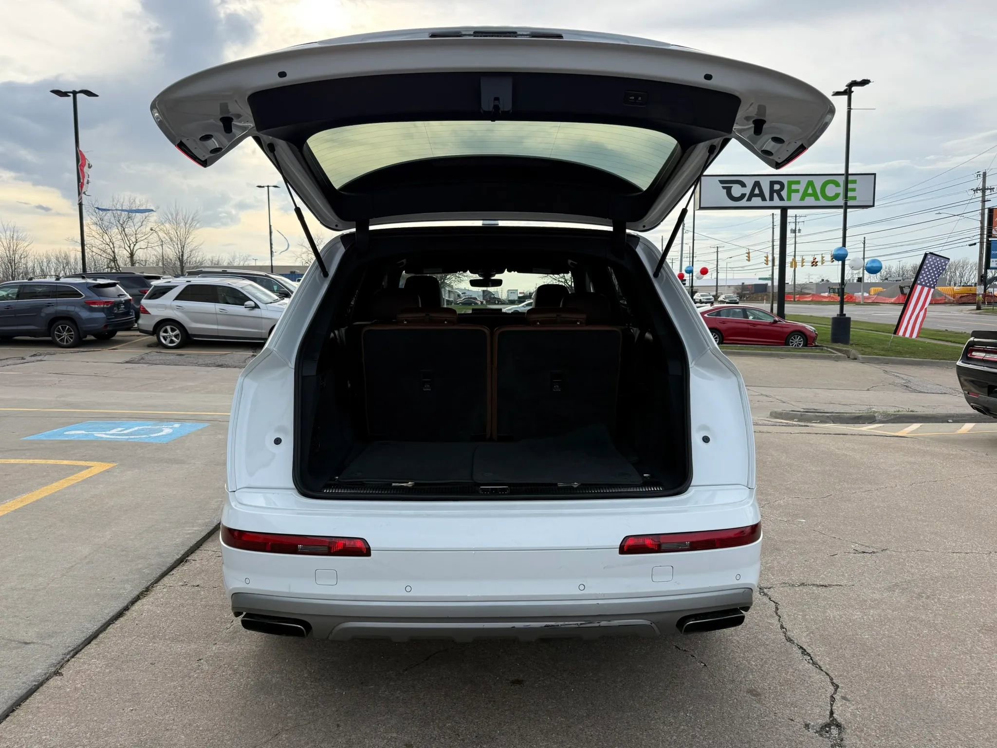 Used 2018 Audi Q7 3.0T Premium Plus image 13