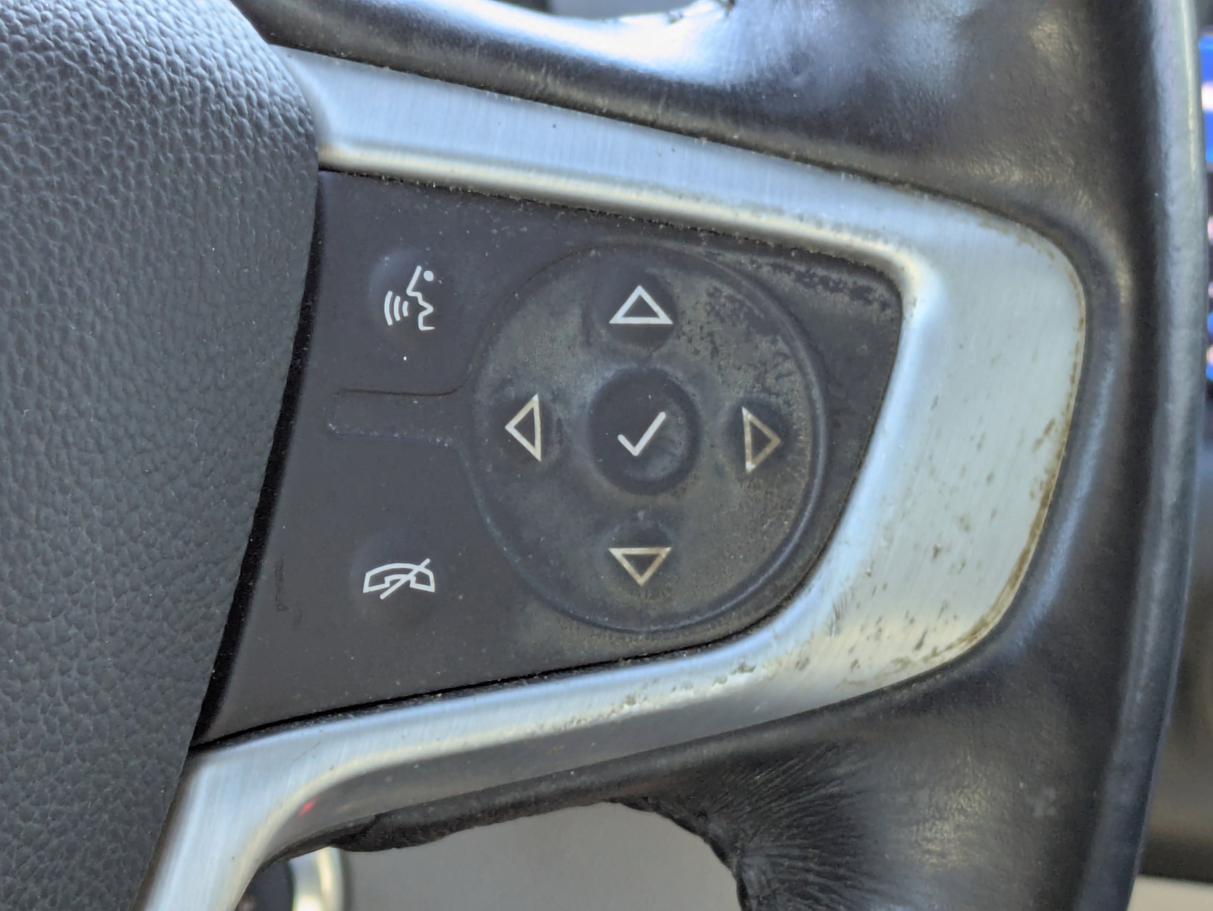 Certified 2018 GMC Terrain SLE w/ Driver Convenience Package image 25