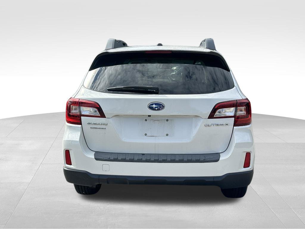 Used 2015 Subaru Outback 2.5i Premium AWD/4WD image 9