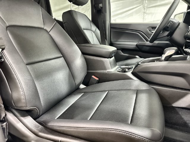 New 2026 GMC Canyon Elevation w/ Convenience Package RWD image 28