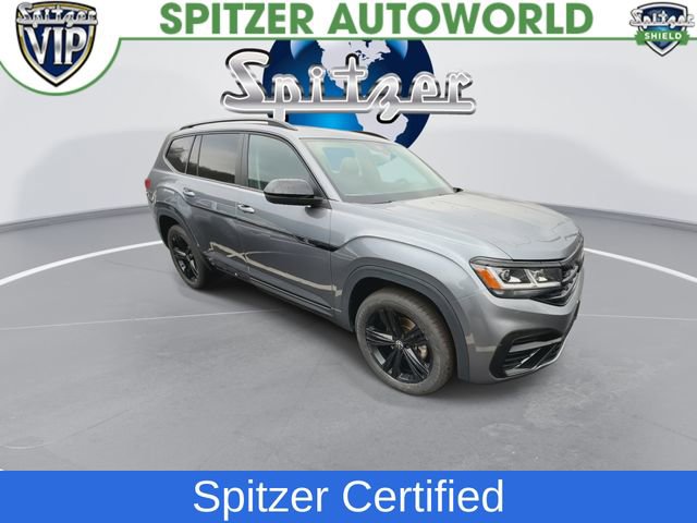 Used 2023 Volkswagen Atlas SEL R-Line image 2