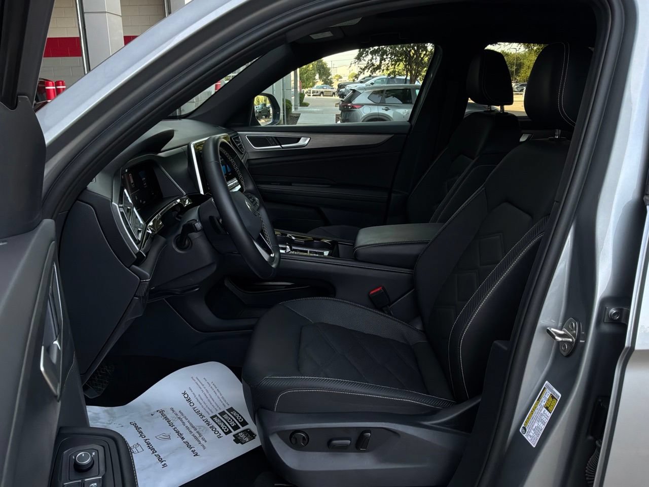 Used 2026 Volkswagen Atlas Cross Sport SE AWD/4WD image 10