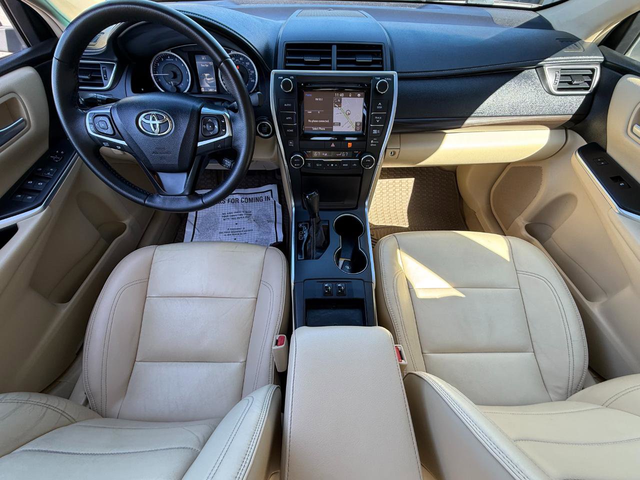 Used 2017 Toyota Camry XLE w/ Moonroof Package FWD image 8