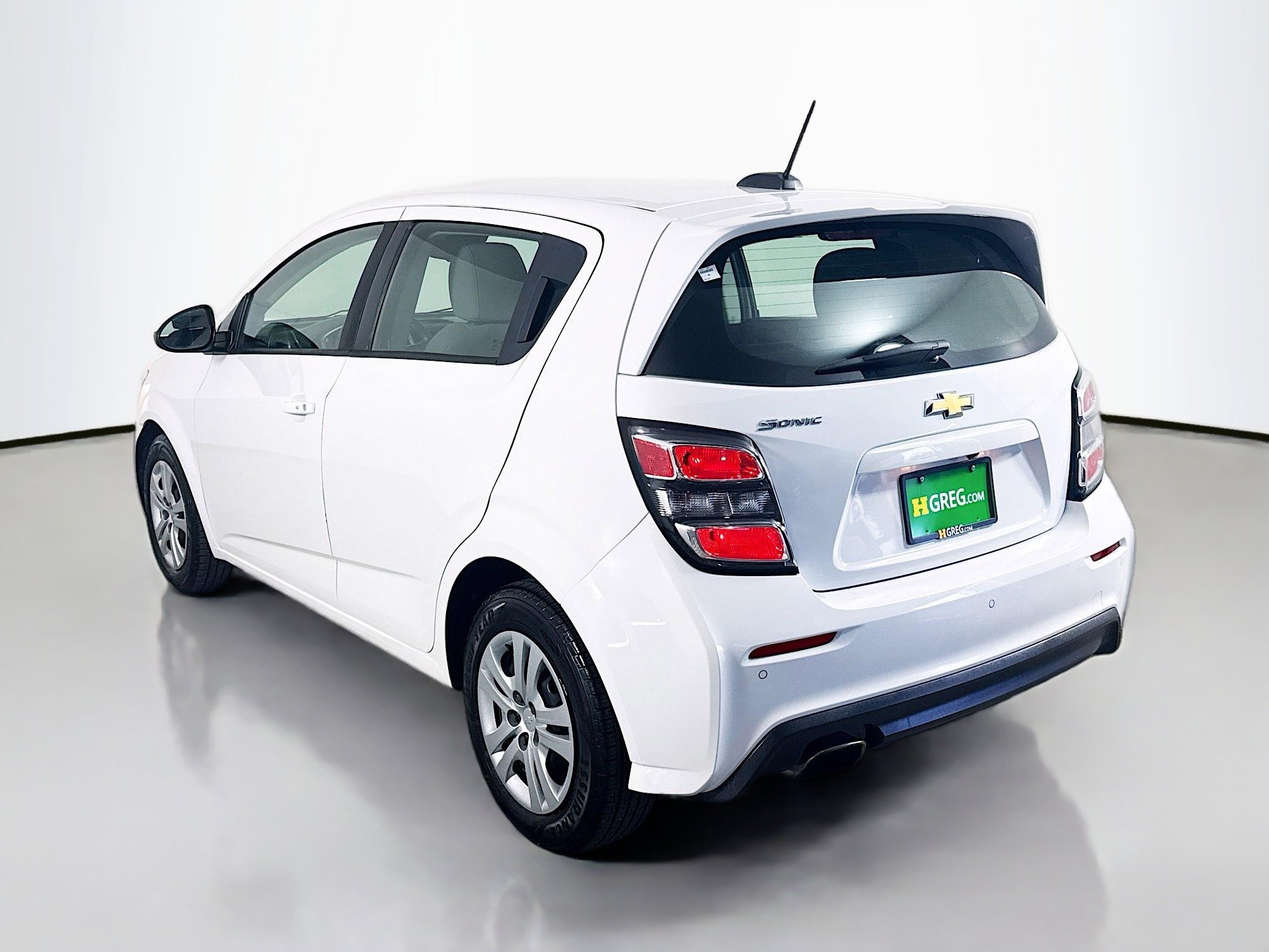 Used 2020 Chevrolet Sonic LT image 7