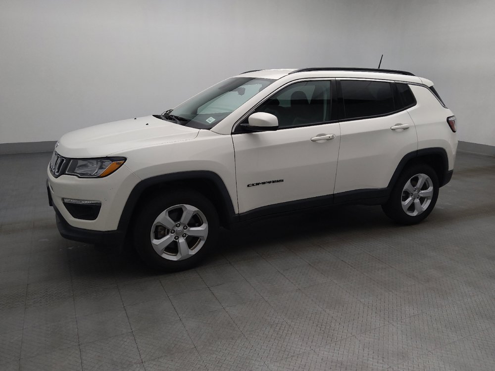 Used 2018 Jeep Compass Latitude AWD/4WD image 2