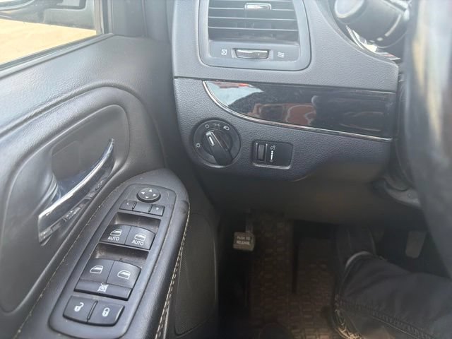 Used 2017 Dodge Grand Caravan SE FWD image 27