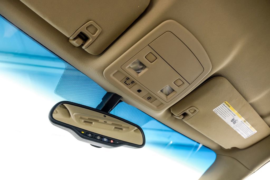 Used 2008 Cadillac CTS 3.6 w/ Wood Trim Package image 26