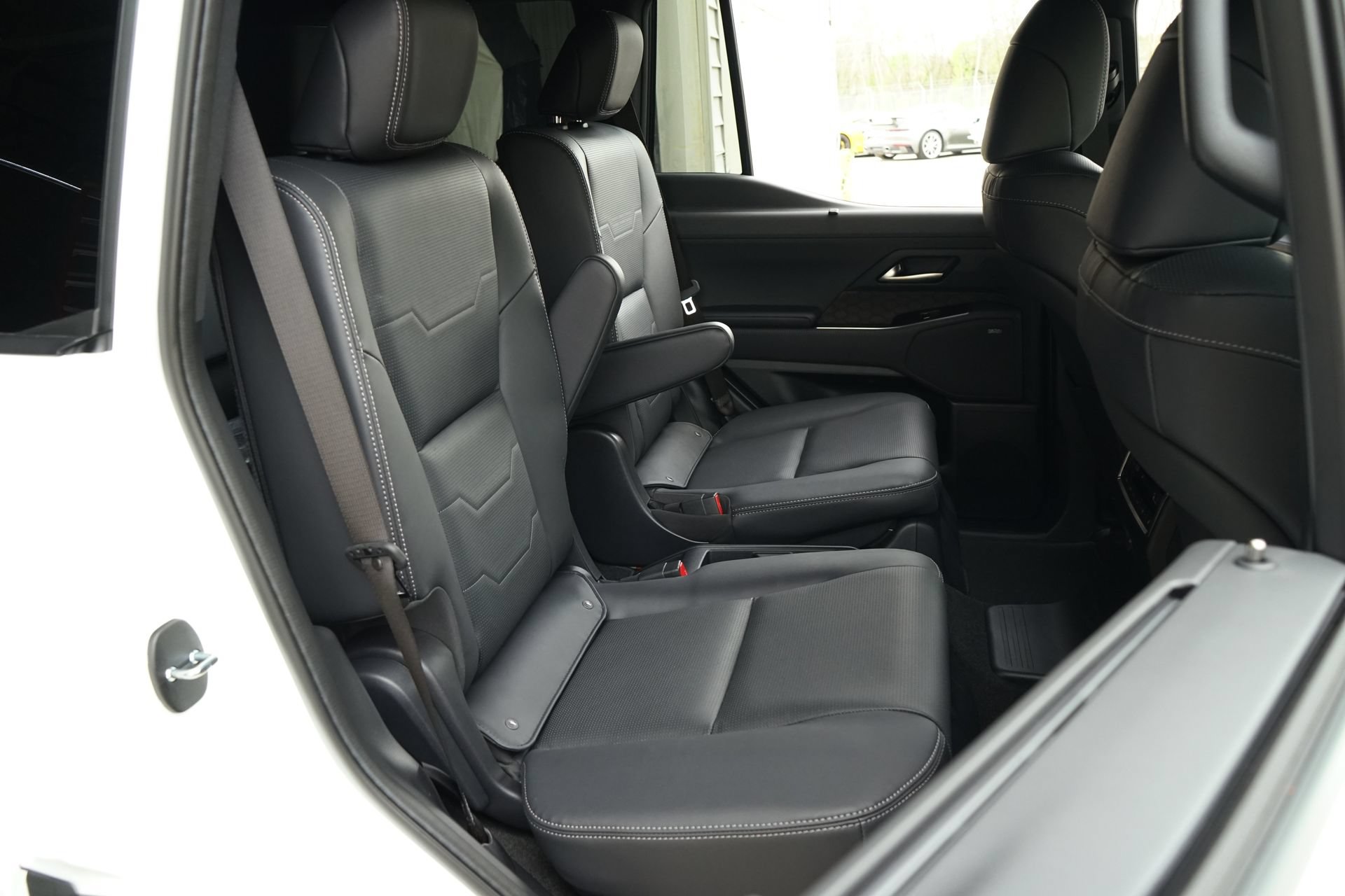 Used 2026 Lexus GX 550 w/ Accessory Package (2T) AWD/4WD image 15