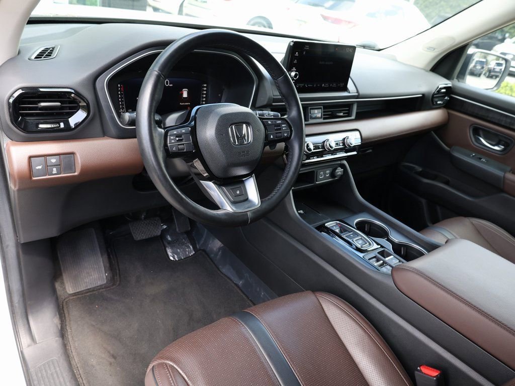 Used 2023 Honda Pilot Elite image 14