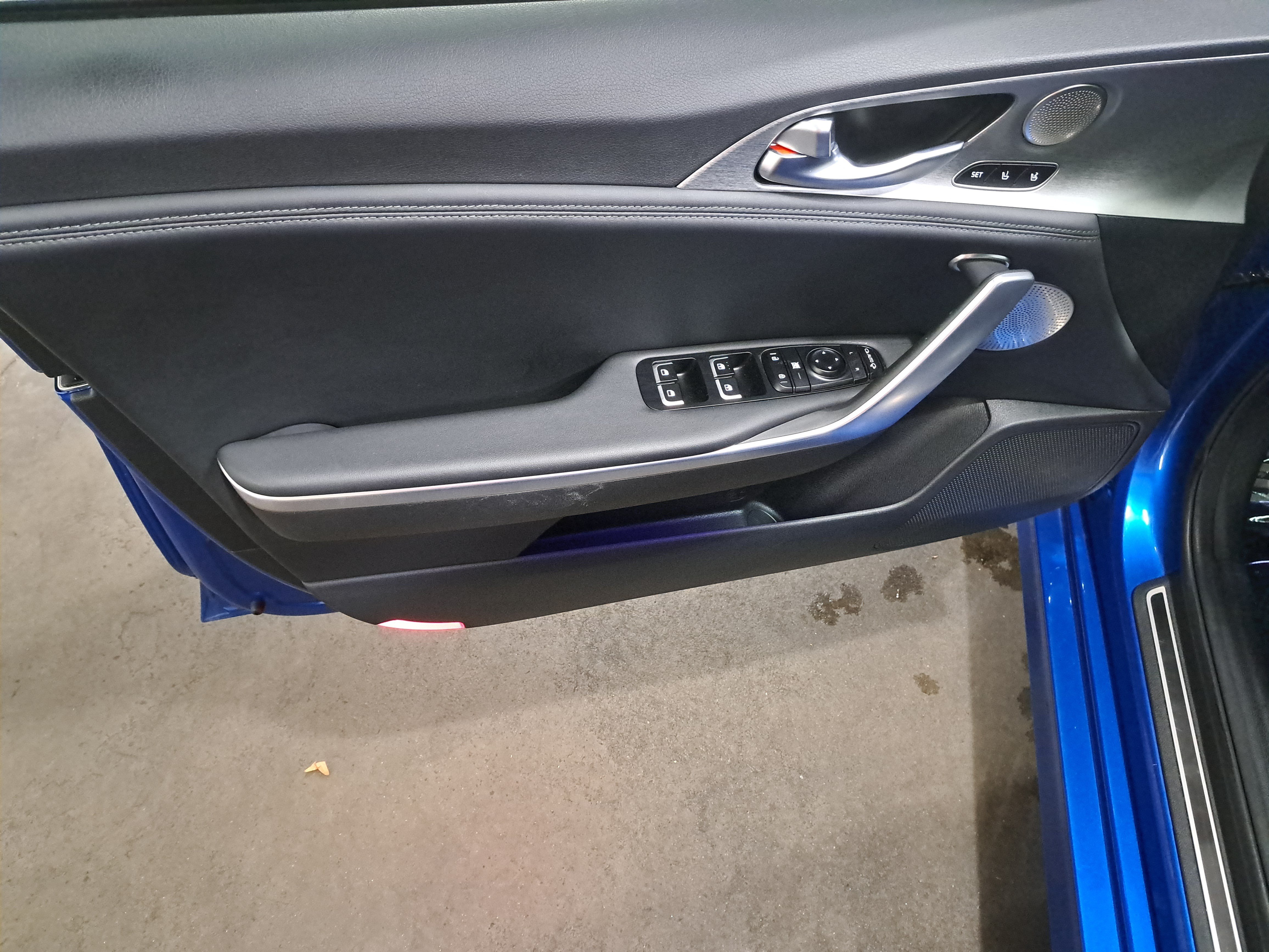 Used 2019 Kia Stinger GT1 RWD image 27