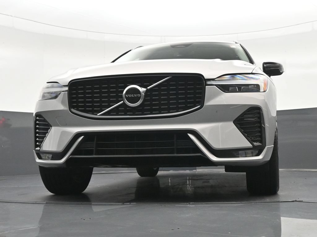 Certified 2024 Volvo XC60 B5 Core AWD/4WD image 34