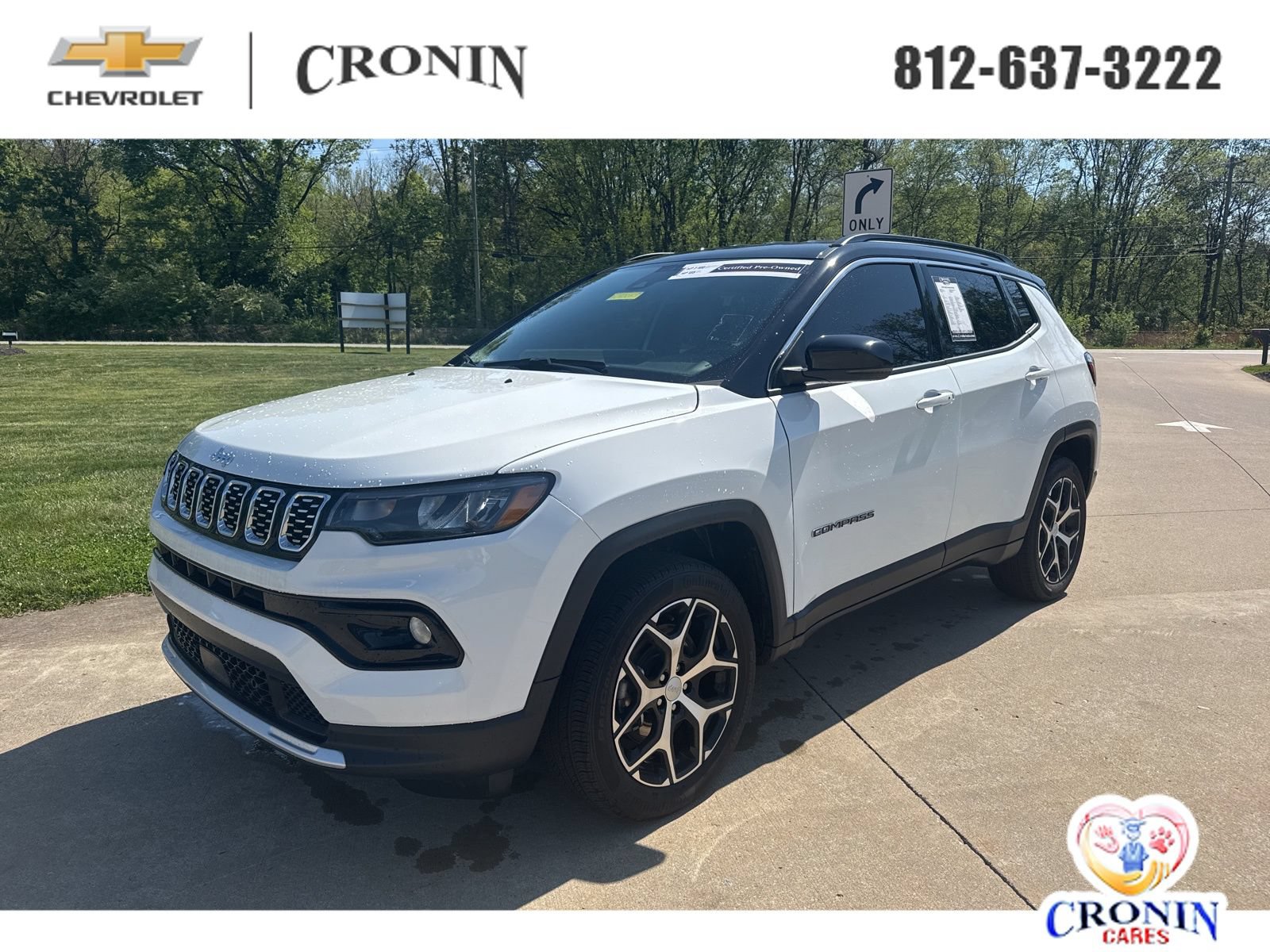 Used 2024 Jeep Compass Limited AWD/4WD image 1