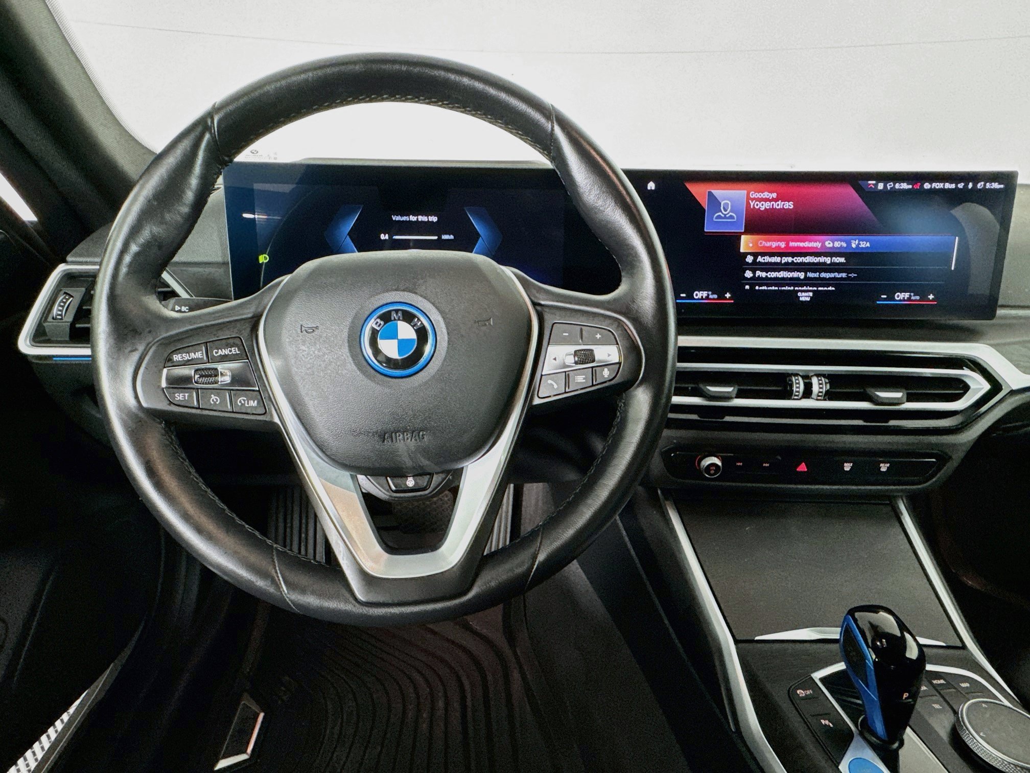 Used 2023 BMW i4 eDrive40 w/ Premium Package RWD image 10