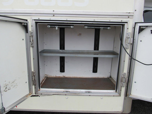 Used 2023 Ford E-450 and Econoline 450 Super Duty w/ Power Windows & Locks Group image 16