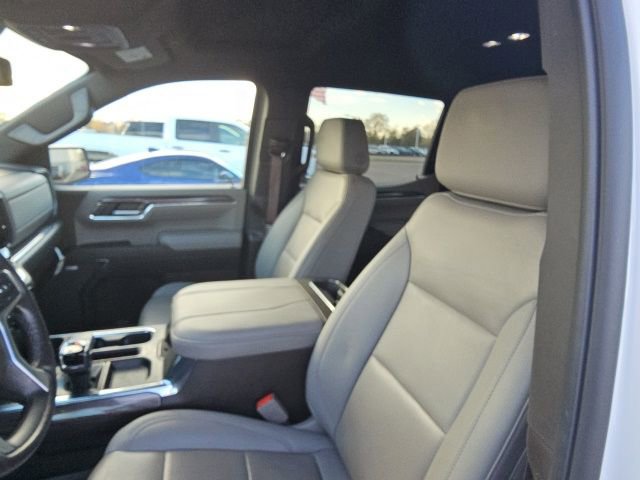 Used 2024 Chevrolet Silverado 1500 LTZ w/ LTZ Convenience Package II image 16