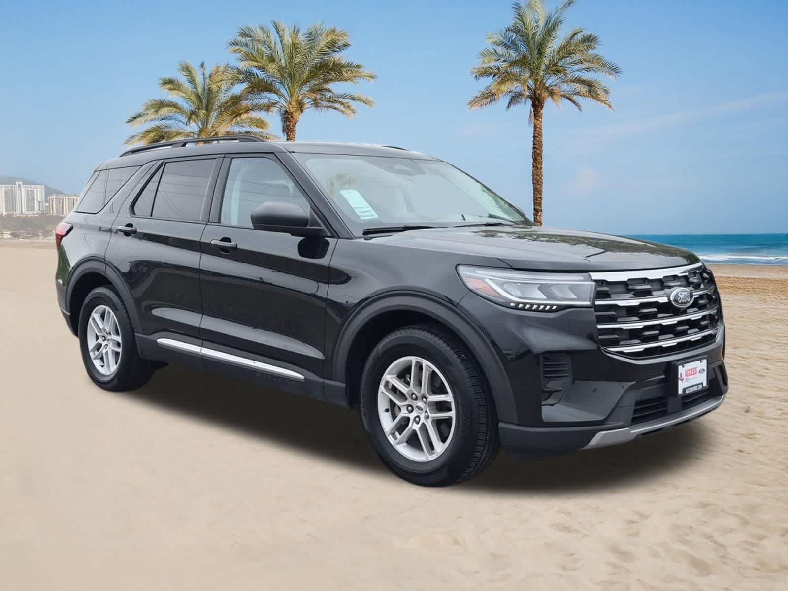 New 2025 Ford Explorer Active RWD image 2