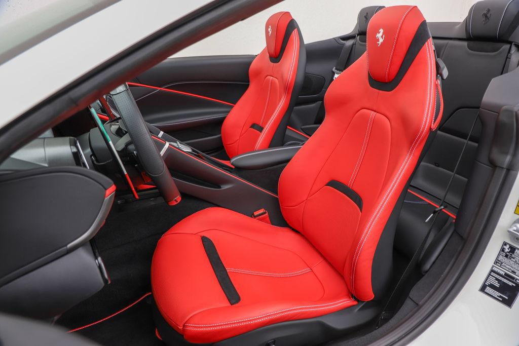 Certified 2026 Ferrari Roma Spider RWD image 12