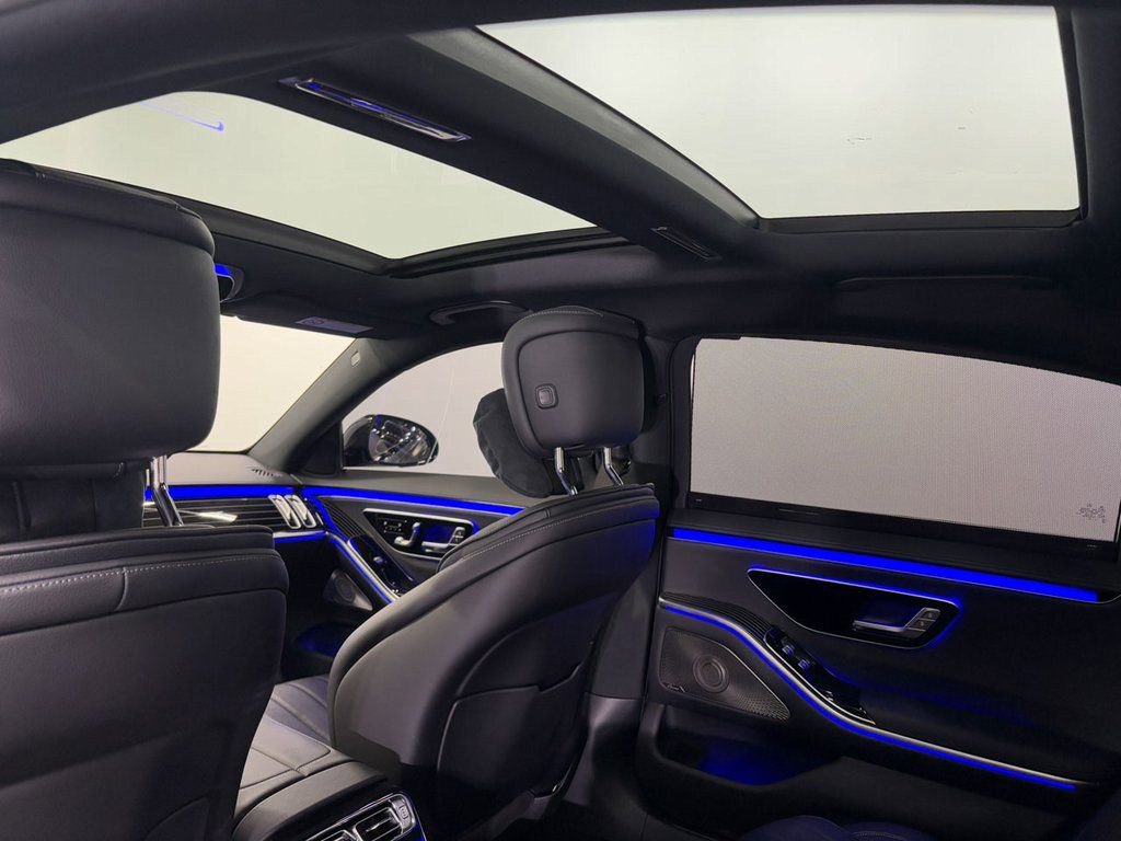 Used 2023 Mercedes-Benz S 580 4MATIC Sedan w/ AMG Line image 26
