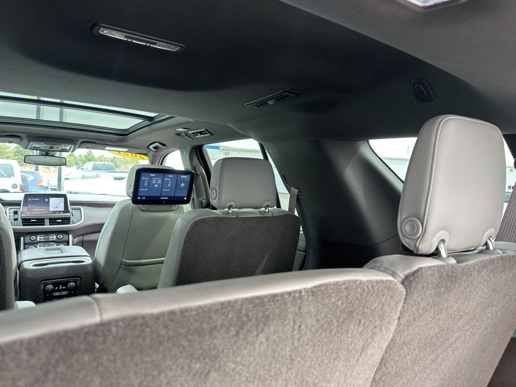 Used 2021 Chevrolet Tahoe Z71 w/ Z71 Off-Road Package image 14