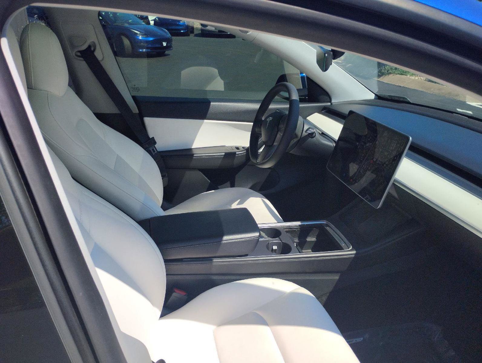 Used 2021 Tesla Model Y Performance AWD/4WD image 19