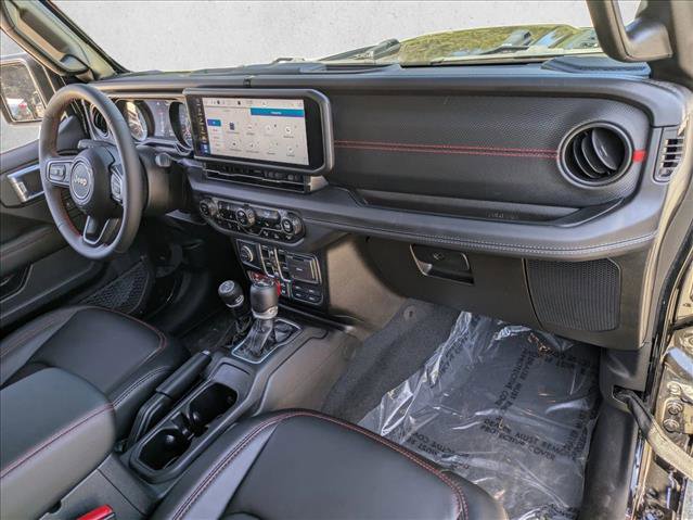 Certified 2024 Jeep Wrangler Unlimited Rubicon w/ Safety Group image 20