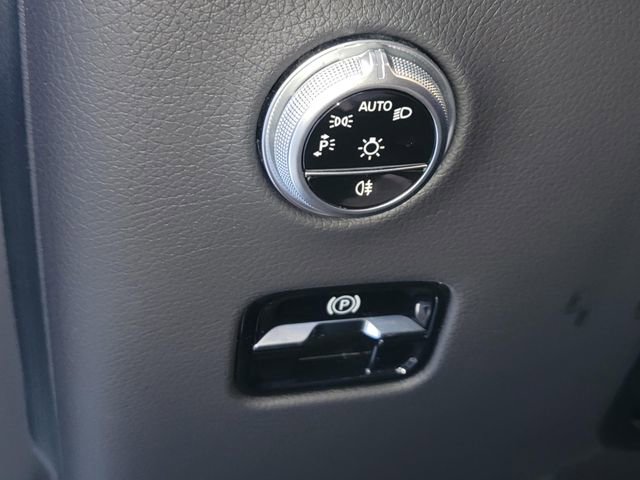 Used 2025 Mercedes-Benz GLC 63 AMG S w/ Driver Assistance Package image 27