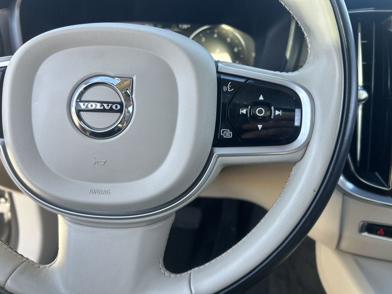 Used 2020 Volvo S60 T6 Inscription AWD/4WD image 22