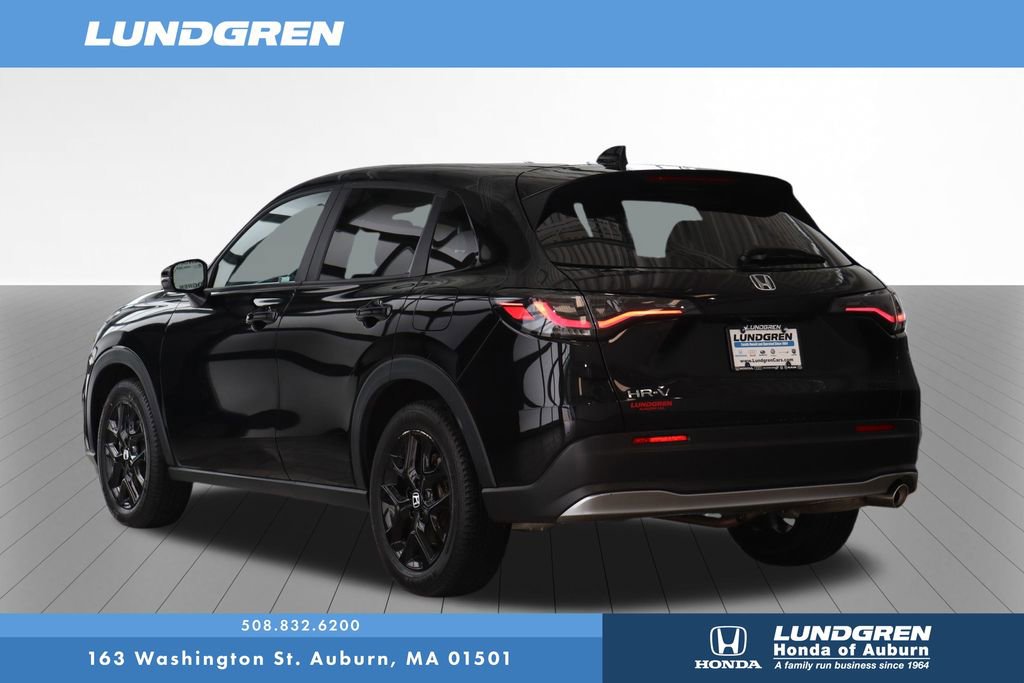 Used 2024 Honda HR-V Sport image 4