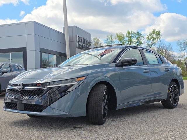 New 2026 Nissan Sentra SR w/ SR Premium Package FWD image 13