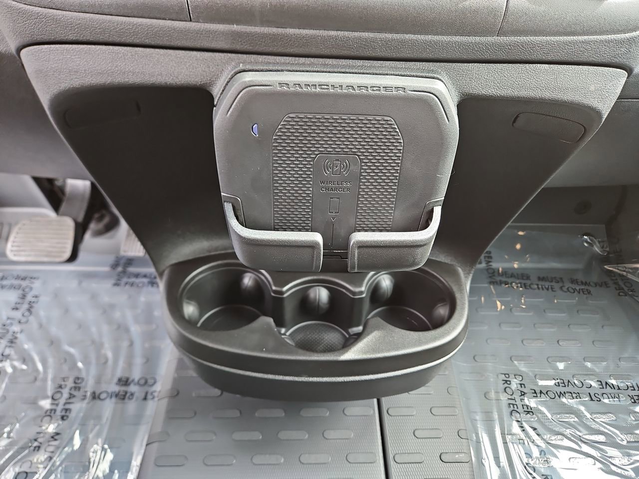 New 2025 RAM ProMaster 2500 w/ Quick Order Package 22G SLT image 18