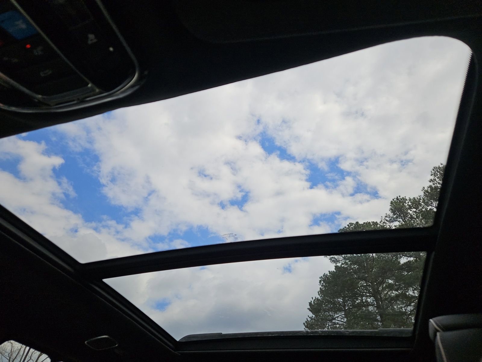 Used 2024 Jeep Grand Wagoneer Series II w/ Quick Order Packagew 28T image 30