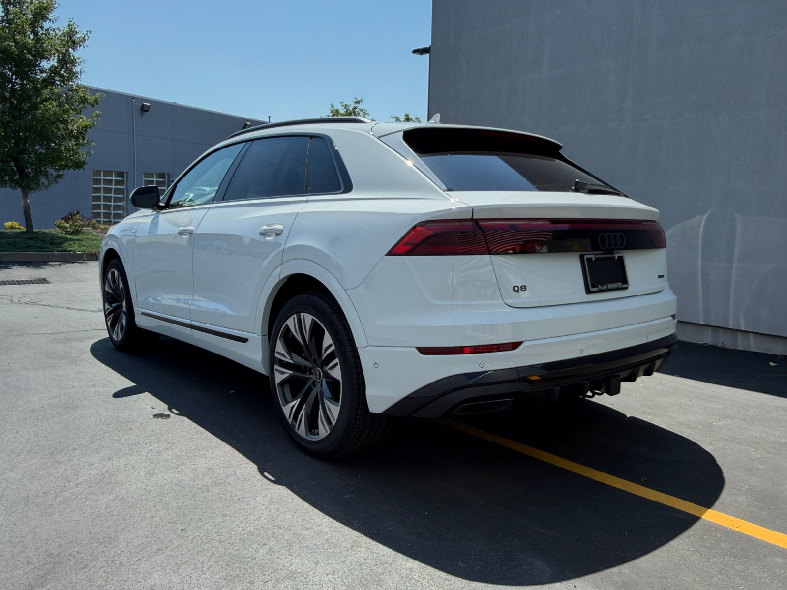New 2026 Audi Q8 Premium Plus AWD/4WD image 3