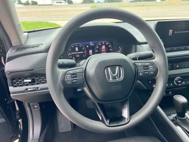 Certified 2025 Honda Accord SE image 17