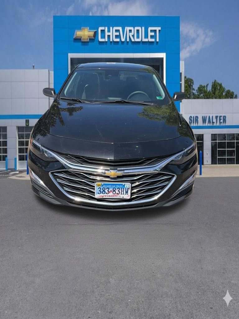 Used 2023 Chevrolet Malibu LS FWD image 2