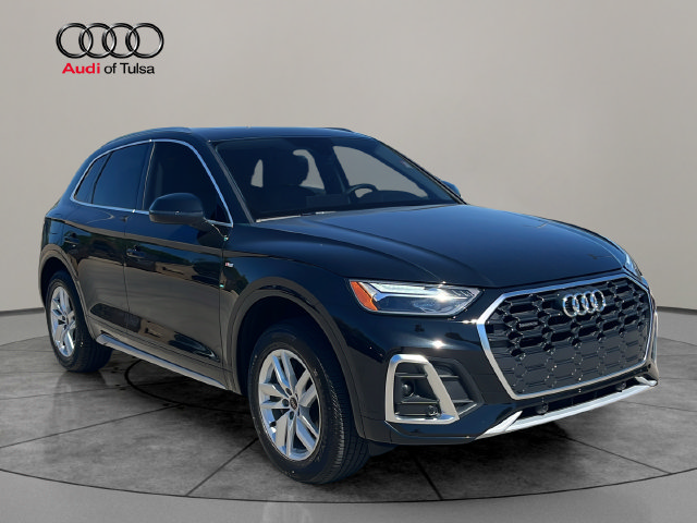 Used 2023 Audi Q5 2.0T Premium w/ Convenience Package AWD/4WD image 7